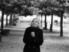Rain photo shoot with charming musician, singer, songwriter..... Silvie Rider Young from USA / Silvie Rider-Young 28.8.23 Foto Sigi Müller